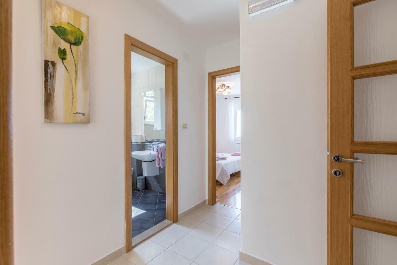 Villa Duje Trilj Exteriör bild